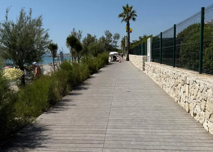 Maradiva Apartment *